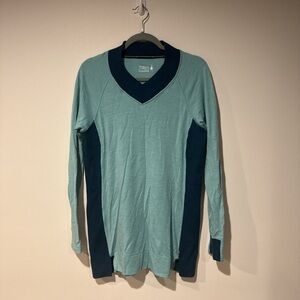 Smartwool Merino 250 Blue and Light Blue V-Neck Top